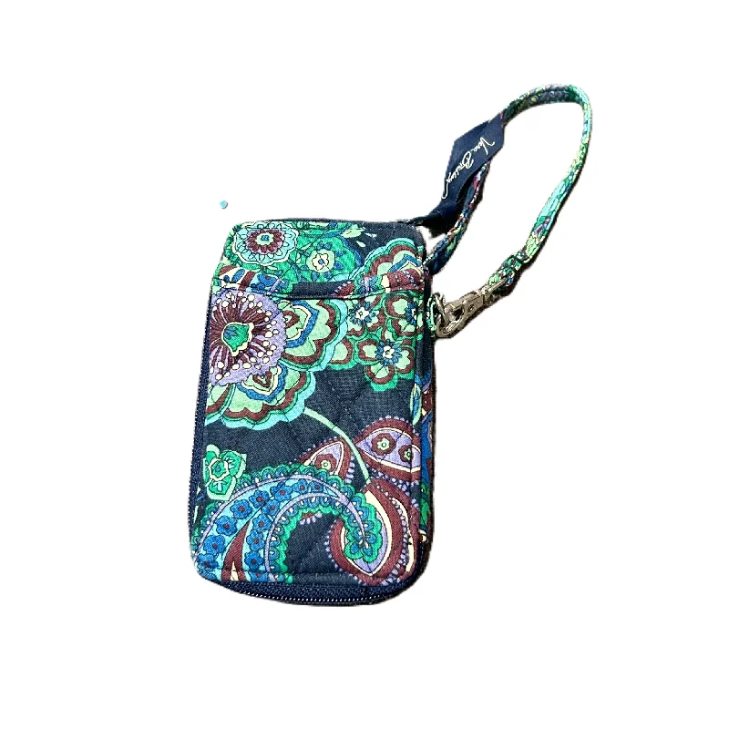 Wristlet By Vera Bradley, Size: Small