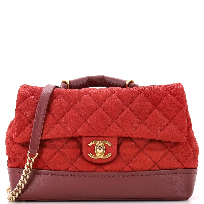 Globetrotter Flap Bag Quilted Caviar Medium