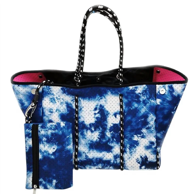 Women's Tie Dye Neoprene Bag In Blue